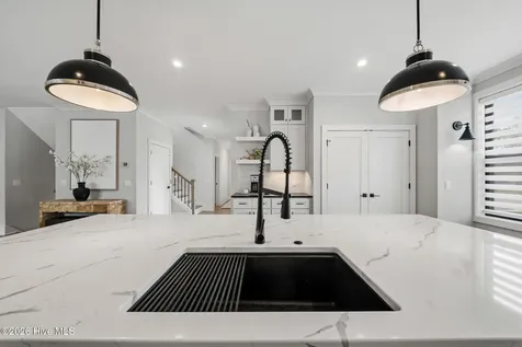 1748 Herons View Drive Wilmington NC 28401