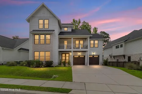 1748 Herons View Drive Wilmington NC 28401
