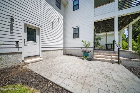 1748 Herons View Drive Wilmington NC 28401