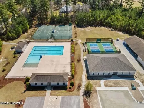 1002 Parchment Bluff New Bern NC 28562