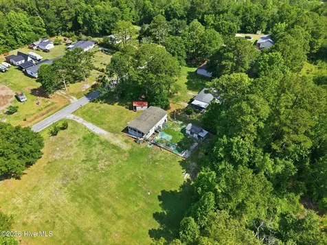 172 Gray Squirrel Lane Newport NC 28570