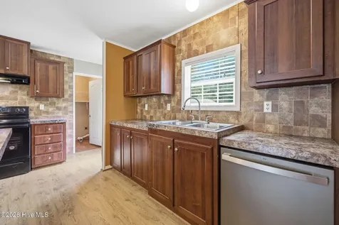 172 Gray Squirrel Lane Newport NC 28570