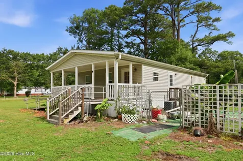172 Gray Squirrel Lane Newport NC 28570