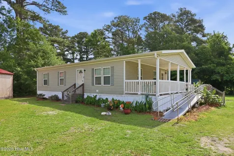 172 Gray Squirrel Lane Newport NC 28570