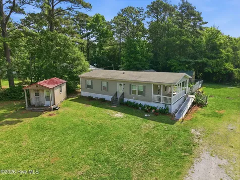 172 Gray Squirrel Lane Newport NC 28570