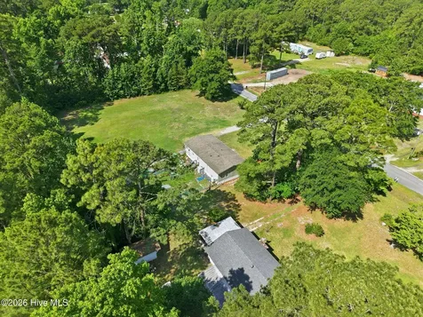 172 Gray Squirrel Lane Newport NC 28570