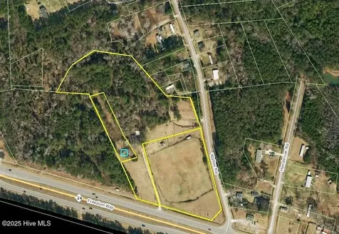 657 Freedom Way Midway Park NC 28544