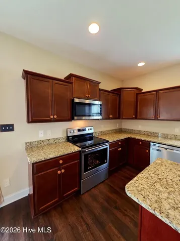 406 Tyrrell Trail Jacksonville NC 28546