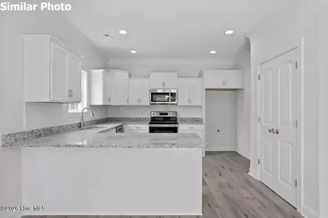 508 E Black Water Lane Maysville NC 28555