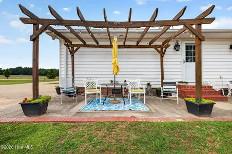 1490 Scott Road Kenly NC 27542