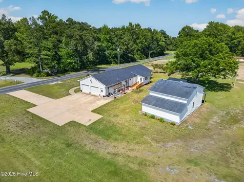 1490 Scott Road Kenly NC 27542