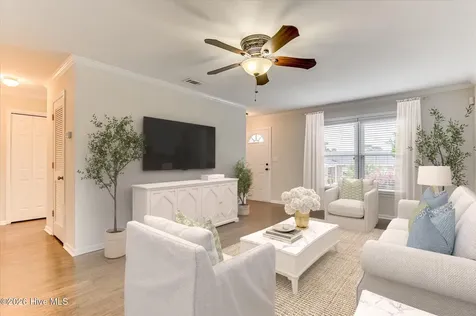 97 W Arlington Heights North Augusta SC 29841