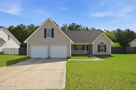 120 Somerset Drive Raeford NC 28376
