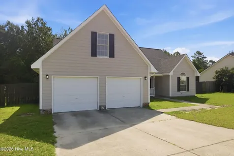 120 Somerset Drive Raeford NC 28376