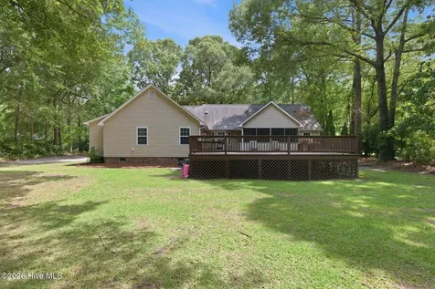 584 Deer Run Road New Bern NC 28562