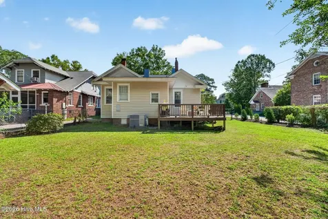 907 Broad Street W Wilson NC 27893