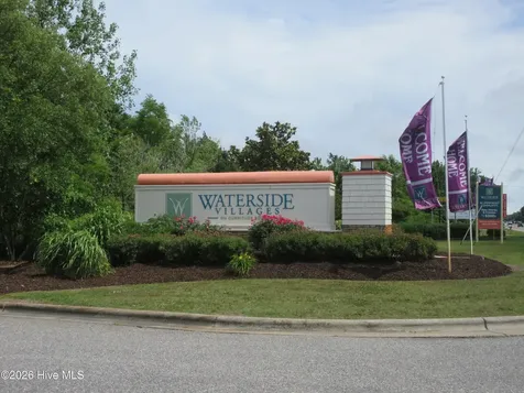 102 Yacht Club Lane N Grandy NC 27939