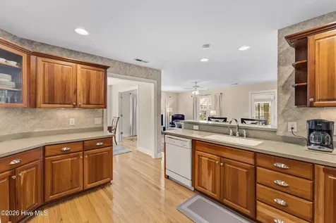 6114 Northshore Drive Wilmington NC 28411