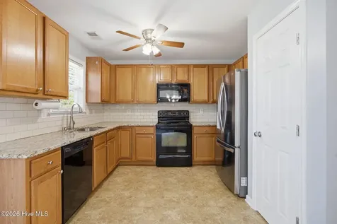 1104 Crestfield Way Leland NC 28451
