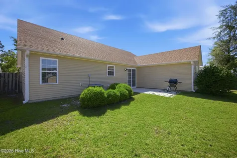 1104 Crestfield Way Leland NC 28451