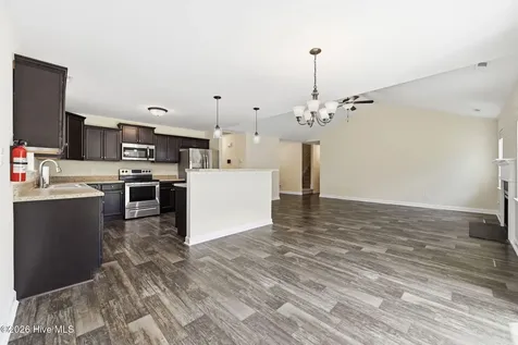 212 Holly Grove Court E Jacksonville NC 28540