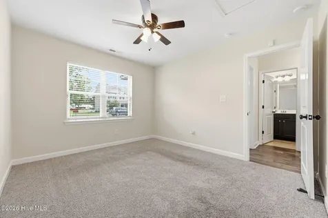 212 Holly Grove Court E Jacksonville NC 28540