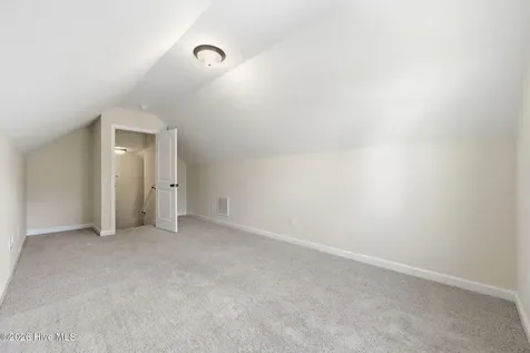 212 Holly Grove Court E Jacksonville NC 28540