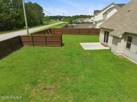212 Holly Grove Court E Jacksonville NC 28540