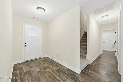 212 Holly Grove Court E Jacksonville NC 28540