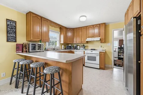 873 Huffmantown Road Richlands NC 28574