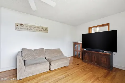 873 Huffmantown Road Richlands NC 28574