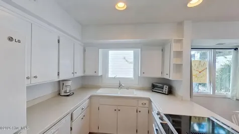 120 S Lumina Avenue S Wrightsville Beach NC 28480