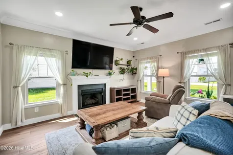 159 Bridgeport Drive Sneads Ferry NC 28460