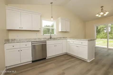 123 Buckskin Drive Pollocksville NC 28573