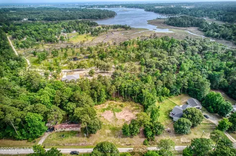131 Pond View Circle Hampstead NC 28443