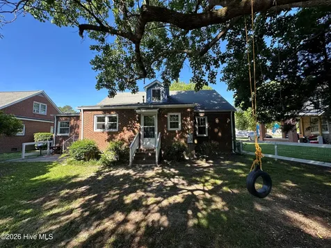 904 N Academy Street Ahoskie NC 27910
