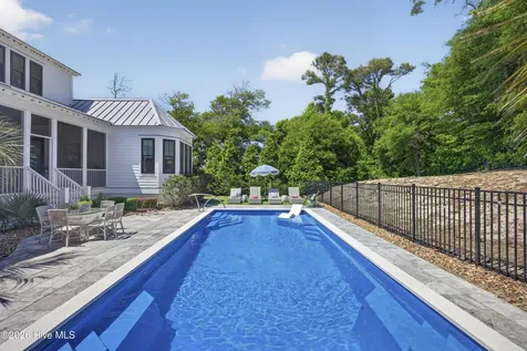 410 Sunrise Court Emerald Isle NC 28594