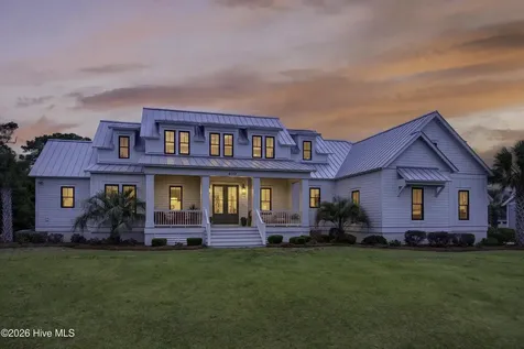 410 Sunrise Court Emerald Isle NC 28594