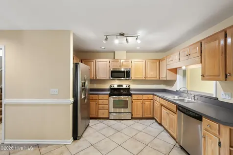 717 Grey Squirrel Drive Wilmington NC 28409
