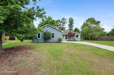717 Grey Squirrel Drive Wilmington NC 28409