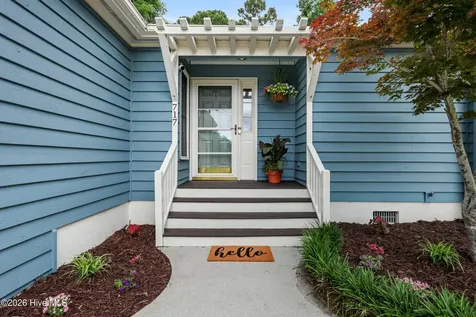 717 Grey Squirrel Drive Wilmington NC 28409