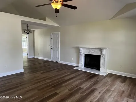 129 Pella Lane New Bern NC 28562