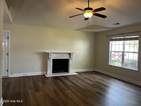 129 Pella Lane New Bern NC 28562