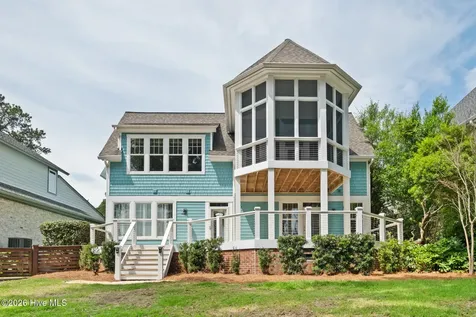 1043 Headwater Cove Lane Wilmington NC 28403