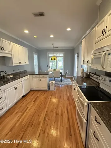 402 Bobby Jones Drive Wilmington NC 28412