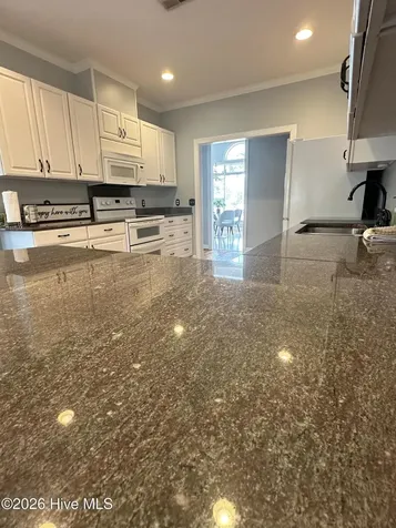 402 Bobby Jones Drive Wilmington NC 28412