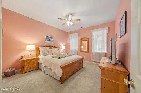 3596 W Medinah Avenue Southport NC 28461