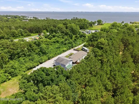 141 Pender Lane Newport NC 28570