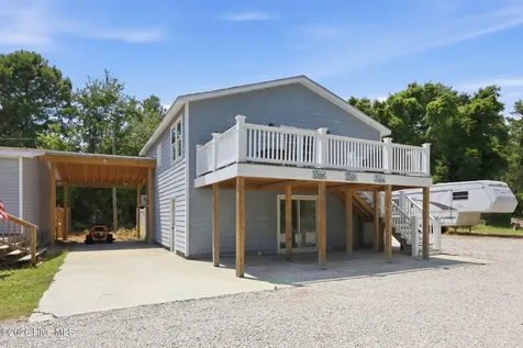 141 Pender Lane Newport NC 28570
