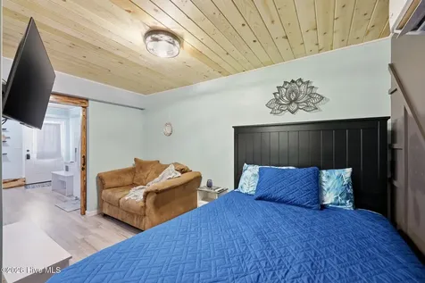 141 Pender Lane Newport NC 28570